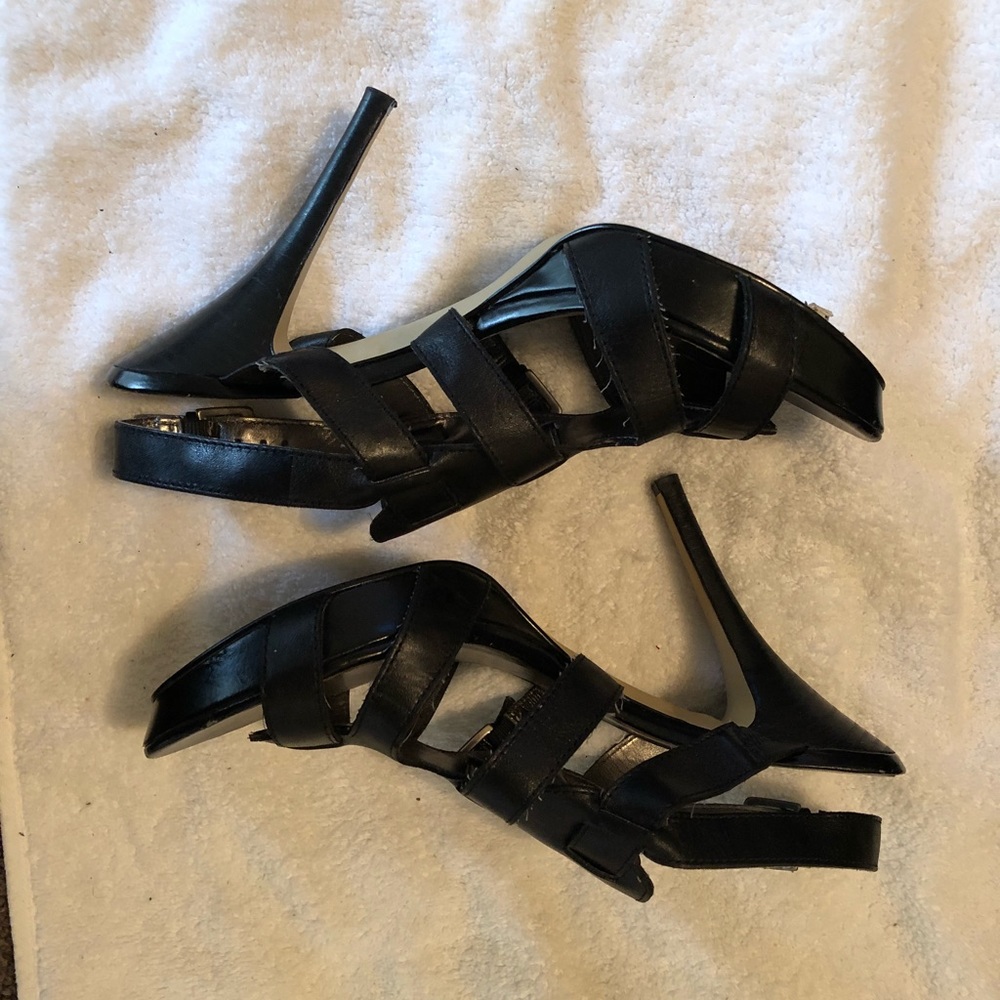 Guess by Marciano Ankle Gladiator BLk sandals SZ 9